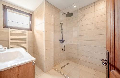 Four Seasons Apartment Ski Access & Mountain Views - Foto 24