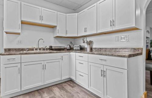 New Luxury House in the Heart of Janesville - Foto 7