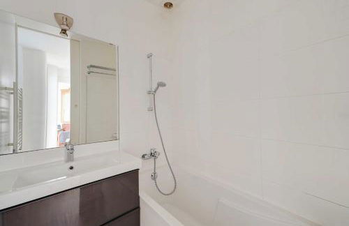 Bright Spacious 2P – Eiffel Tower Auteuil - Foto 15