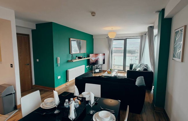 2BR Mountain View City Centre - Photo 5