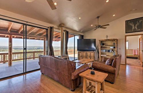 Overgaard Cabin w/ Pool Table & Incredible View - Foto 4