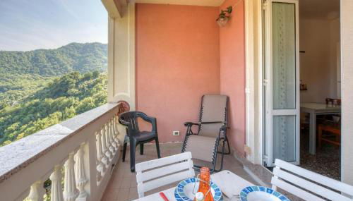 2 Bedroom Awesome Apartment In Terrile - Foto 4