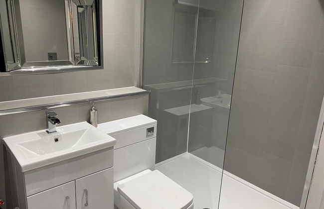 Hillside House - Photo 15