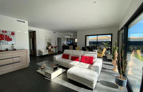 House in Margaux with Saltwater Pool & Vineyards - Foto 5