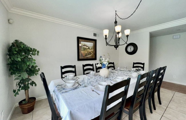 Large Family Pool Home 2.5 Miles To Disney w/3 King Beds!!! - Foto 55