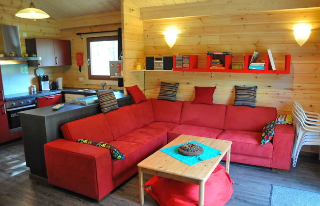 Modern, Wooden Chalet With Wood Burning Stove, in the Forest - Foto 28