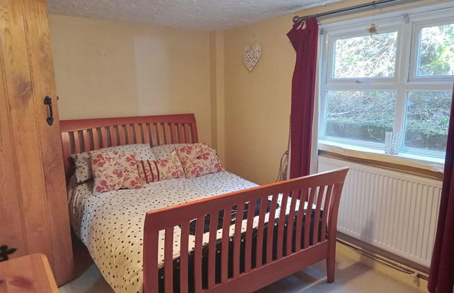 Llandovery - Cottage - Sleeps4 - Parking Secure Lock up for Bikes - Foto 2