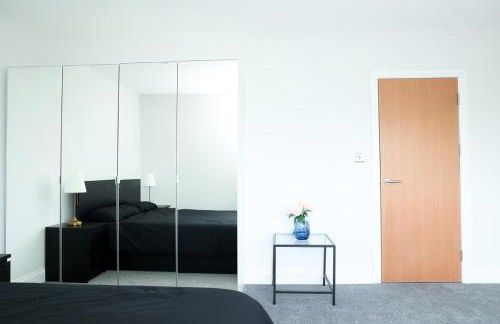 Brand New Luxury 1 Bedroom Apartment - Foto 27