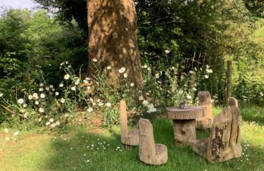 Ty Twt - complete holiday home - Photo 16