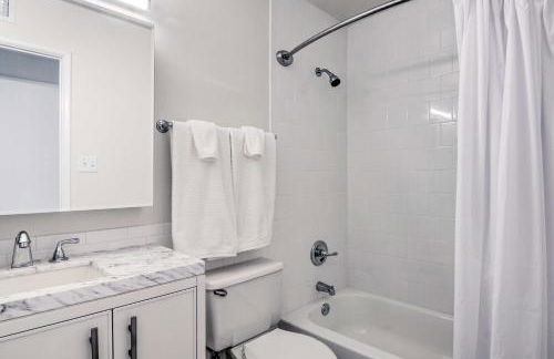 Lake Powell Views Mid-Century Home in Page - Foto 24