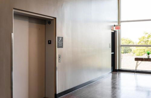 Trailside45 Modern Getaway – Traverse City - Photo 5