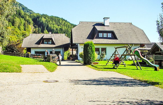 2 bedroom Apartment in Seeboden am Millstätter See with garden - Photo 1