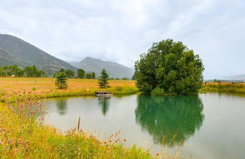 The Barn at Dancing Deer Ranch in Bedford - Photo 37