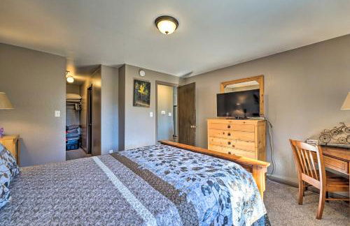 Luxe Updated Home with Grill and Hot Tub 4 Mi to RMNP - Foto 16