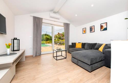 Cozy House with Pool near Rovinj - Photo 4