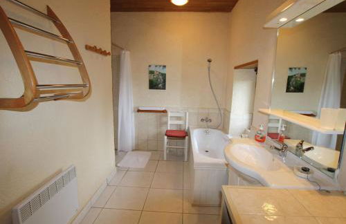 La Vieille Ferme: superbe complexe de 3 gîtes en pierre avec Piscine au coeur du Périgord Noir - Foto 16