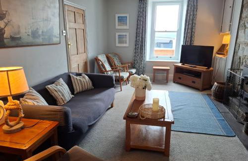 Arvonia sleeps 7, sea views, dog friendly - Foto 6