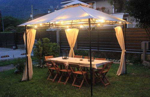 AgliChalet Erbe Montane-Vasca idromassaggio privata condivisa tra i due chalet, con parcheggio privato e colonnina ricarica auto elettrica con supplemento - Photo 19