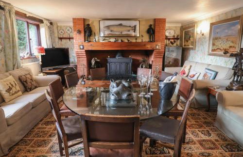 Winston Lodge - Photo 7