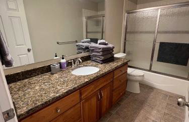 King Home- Mountain Oasis Pool & Views - Foto 53