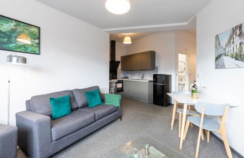 The Eldern - Spacious, Netflix, free Parking, close to A1 - Photo 32