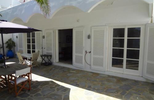 In front of the Beach. - Photo 4