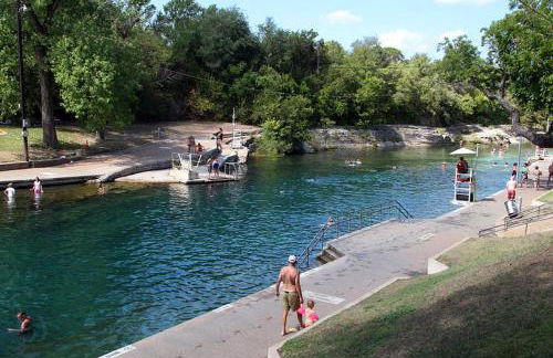 Barton Hills Condominiums - Foto 21