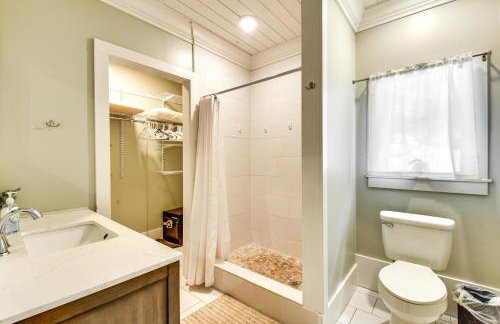 Hot Tub, Dock, Lakefront Luxe Six Mile Retreat - Foto 16