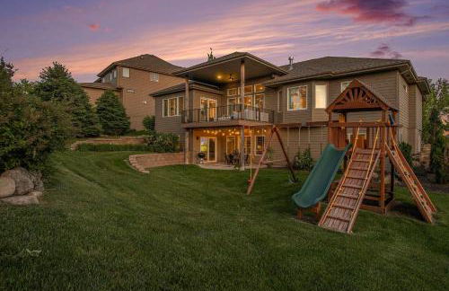 Luxury Stay with Golf Simulator and 3 King Bedrooms - Foto 59