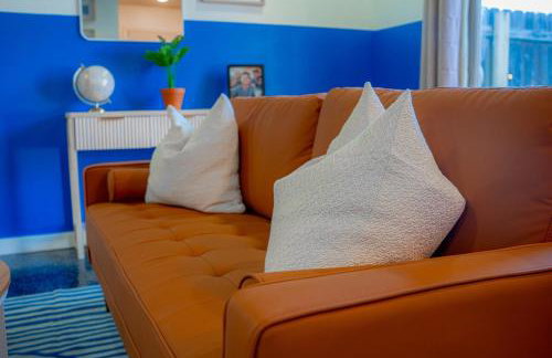 Roasted Blue - 8 min to KU & Mass - Photo 5