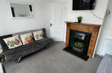 1st Floor Flat in Mews - Photo 1