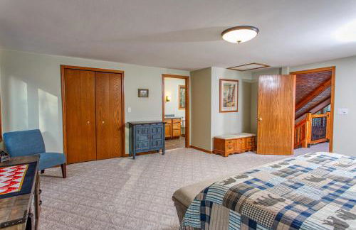 Cabin in the Woods by Simple Life Rentals - Foto 10