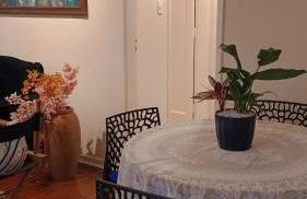 Apê Retrô com Wi-Fi e Vaga - 350 m da Praia da Enseada - Foto 10