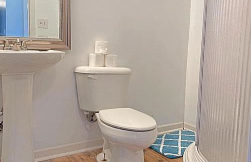 Crew Housing Sleeps 8 with 6 Beds plus 4 Bedrooms - Foto 3