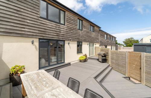 The Farmhouse - Photo 27