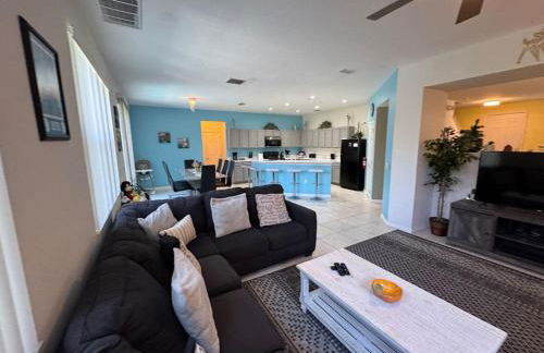 4 Bedroom games room hot tub and pool close to parks - Foto 8