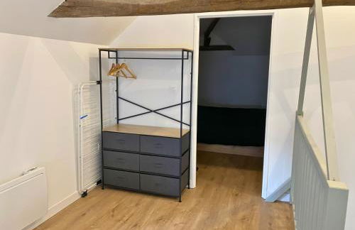 Beau Duplex moderne et calme - gare & centre - idéal pro-couple-famille - Foto 13