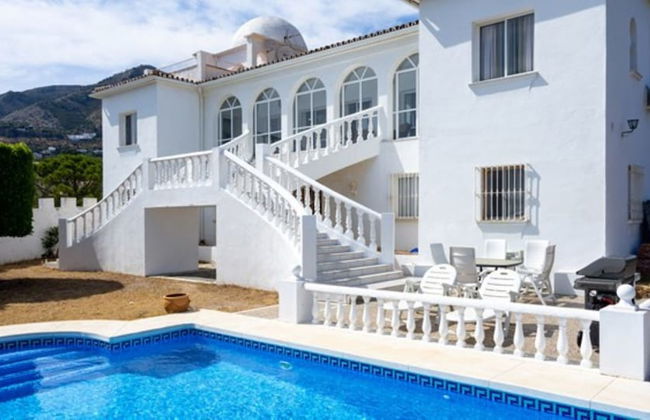Villa - 4 Bedrooms with Pool, WiFi and Sea views - 107886 - Foto 1