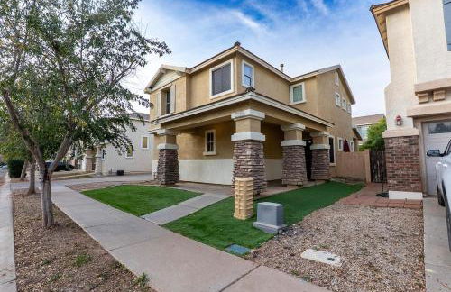 Modern 4BR Retreat in Prime Gilbert Location - Foto 29