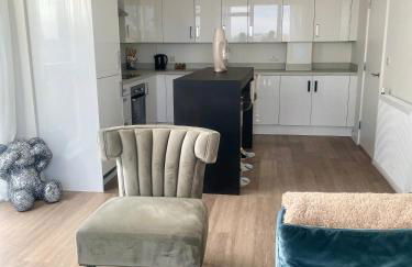 Beautiful 1 bedroom Luxury Apartment near Erith Station - Photo 7