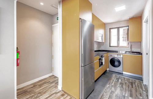 Moderno cerca Santiago Bernabéu- Apartamento AZCA - Photo 10