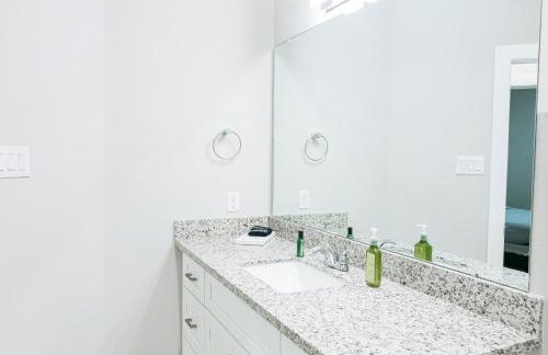 Modern Houston 3BR Getaway Near NRG Stadium, Downtown, Med Center & HOU Airport, FIFA & RODEO Ready - Foto 28