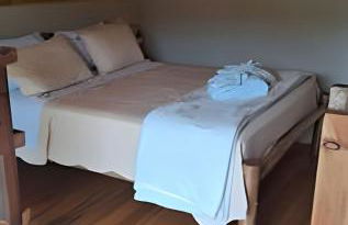 Recanto dos Canários - CHALÉ 1 - Foto 4