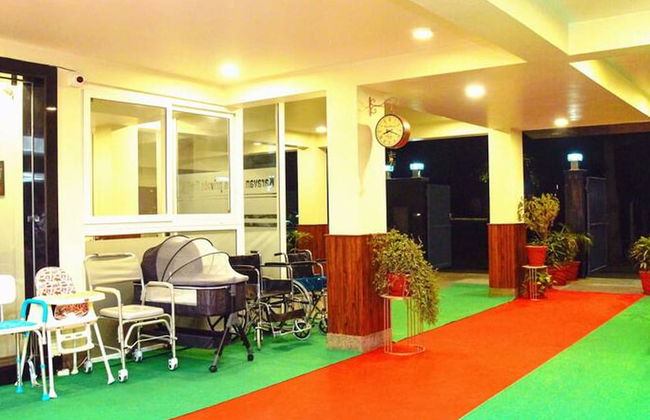 Peaceful City Paradise w King Bed Tub - Foto 15