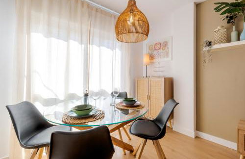 WintowinRentals Modern Apartment with Private Indoor Patio in Málaga - Foto 4