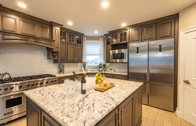 Spacious 6BR Beach Home With Elevator Decks - Ideal for Family Holidays Winter Escapes - Foto 31