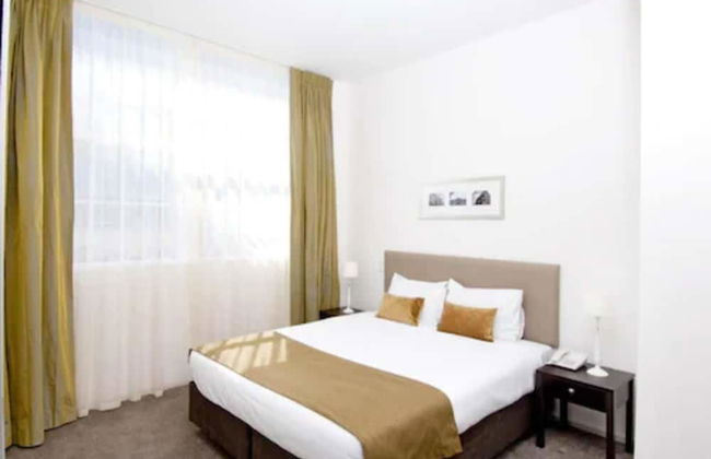 Quest on London - Photo 13