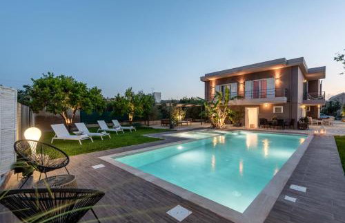 Elenas Village House - Love apartment with Pool and Terrace - Foto 3