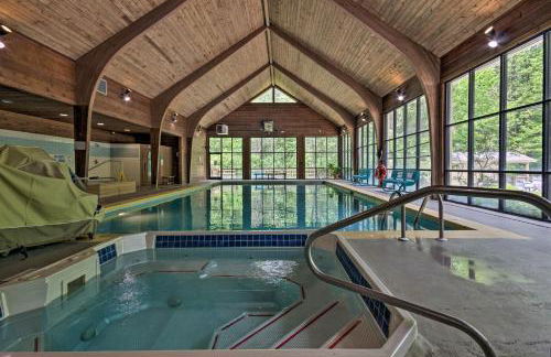 Sapphire Retreat with 2 Decks, Views and Resort Access - Foto 27