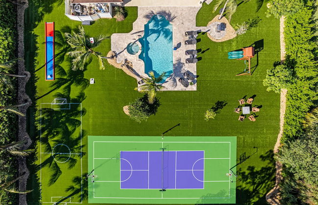 Luxurious 7-Bedroom Villa with Pool & Games - Foto 59